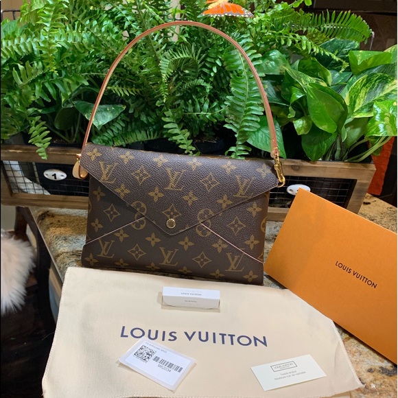 LV Pochette Kirigami Purchased - Picture 5 of 7